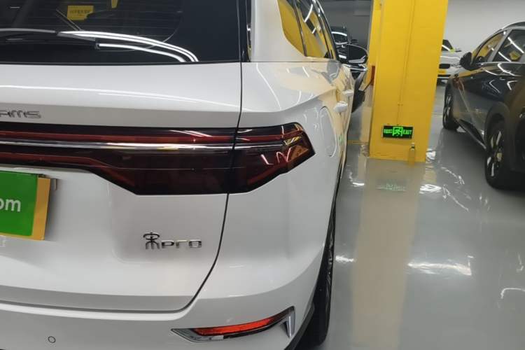Used BYD Song Pro New Energy 2019 DM 1.5T Four-Wheel Drive Performance Edition Deluxe Model Right Rear Taillight
