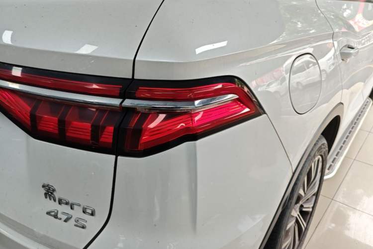 Used BYD Song Pro New Energy 2019 DM 1.5T Four-Wheel Drive High-Energy Version Right Rear Taillight