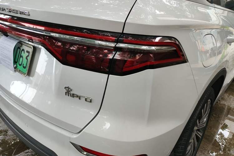 Used BYD Song Pro New Energy 2019 DM 1.5T Four-Wheel Drive Performance Edition Flagship Model Right Rear Taillight