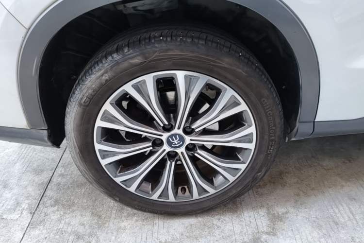 Used BYD Song Pro New Energy 2019 DM 1.5T Four-Wheel Drive Performance Edition Deluxe Model Right Rear Wheel Hub
