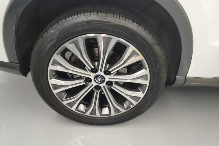 Used BYD Song Pro New Energy 2019 DM 1.5T Four-Wheel Drive Performance Edition Deluxe Model Right Rear Wheel Hub