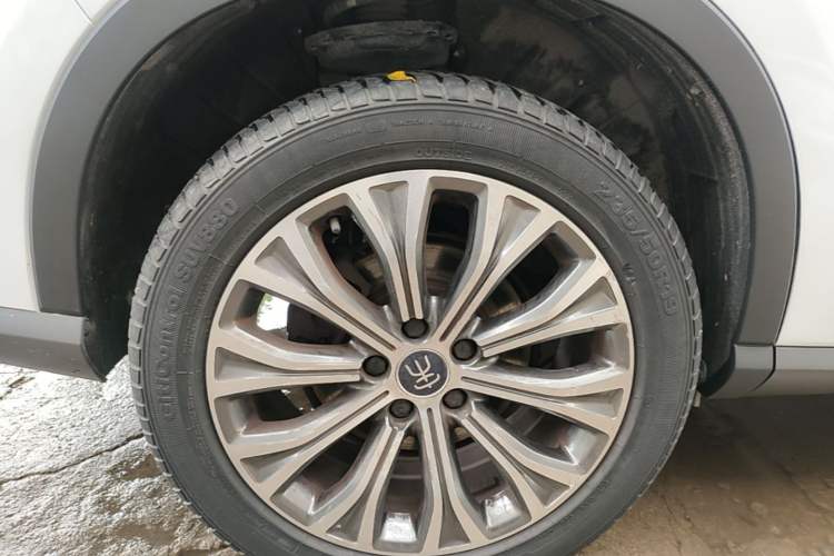 Used BYD Song Pro New Energy 2019 DM 1.5T Four-Wheel Drive Performance Edition Flagship Model Right Rear Wheel Hub