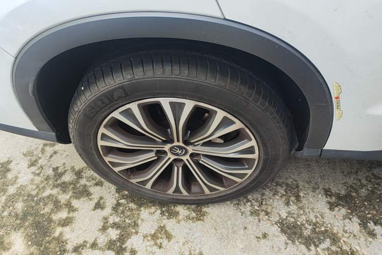 Used BYD Song Pro New Energy 2019 DM 1.5T Four-Wheel Drive Performance Edition Deluxe Model Right Rear Wheel Hub