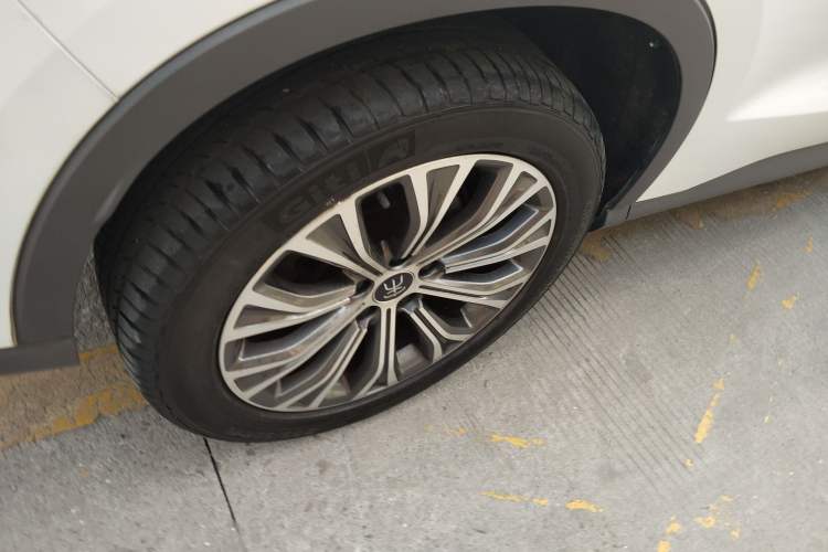 Used BYD Song Pro New Energy 2019 DM 1.5T Four-Wheel Drive Performance Edition Deluxe Model Right Rear Wheel Hub