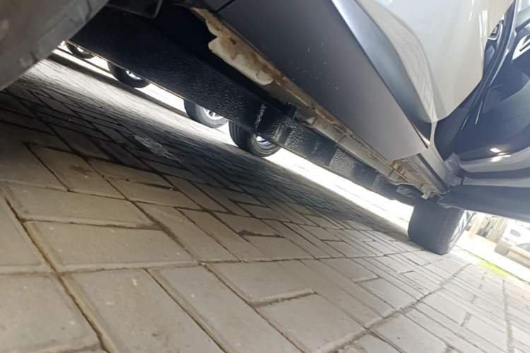 Used BYD Song Pro New Energy 2019 EV High-Power Long-Range Flagship Model Right Side Sill