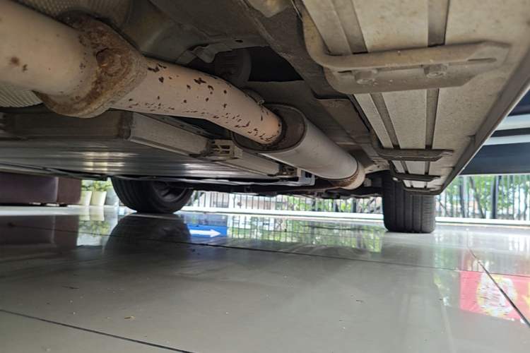 Used BYD Song Pro New Energy 2019 DM 1.5T Four-Wheel Drive High-Energy Version Right Side Sill