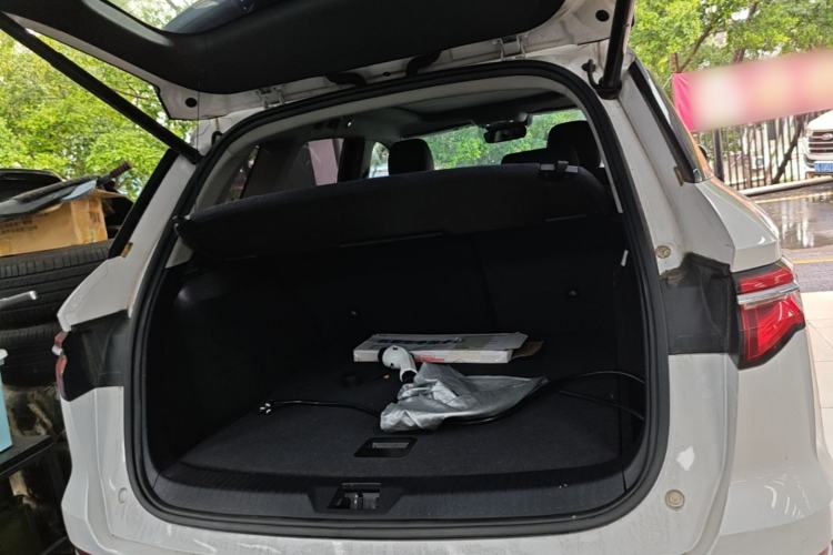 Used BYD Song Pro New Energy 2019 DM 1.5T Four-Wheel Drive High-Energy Version Trunk