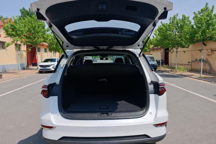 Used BYD Song Pro New Energy 2019 DM 1.5T Four-Wheel Drive Performance Edition Deluxe Model Trunk