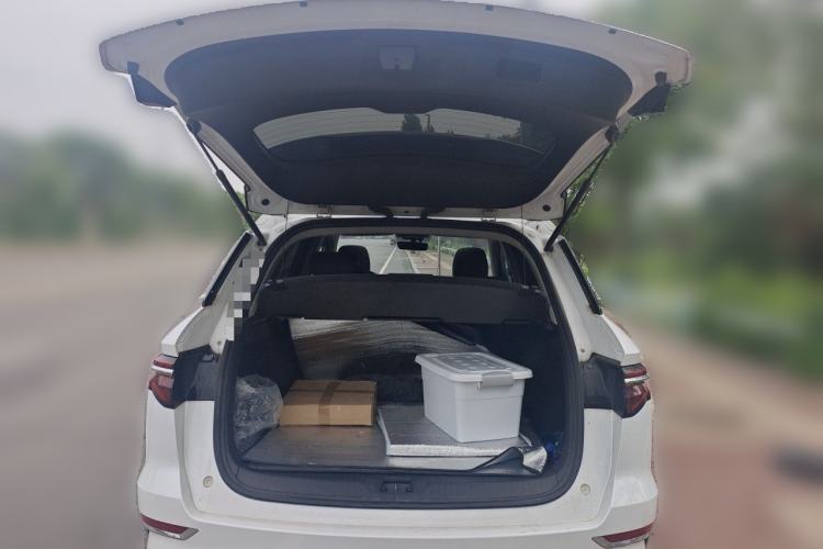 Used BYD Song Pro New Energy 2019 DM 1.5T Four-Wheel Drive Performance Edition Deluxe Model Trunk