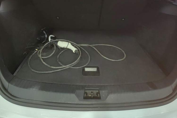 Used BYD Song Pro New Energy 2019 DM 1.5T Four-Wheel Drive Performance Edition Deluxe Model Trunk