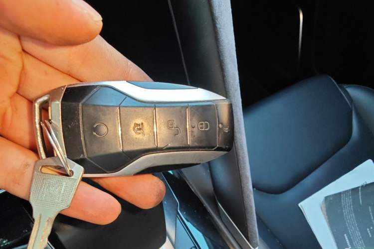 Used BYD Song Pro New Energy 2019 DM 1.5T Four-Wheel Drive Performance Edition Deluxe Model Vehicle Key