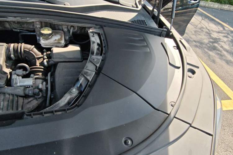 Used BYD Song Pro New Energy 2022 DM-i 110km Flagship Model Engine Bay Left