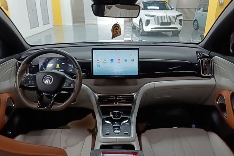 Used BYD Song Pro New Energy 2022 DM-i 51km Prestige Model Center Console