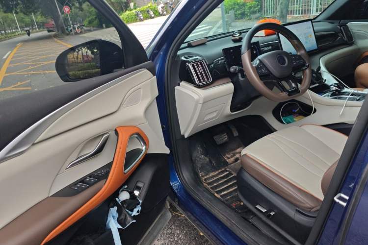 Used BYD Song Pro New Energy 2022 DM-i 110km Flagship Model Driver Seat