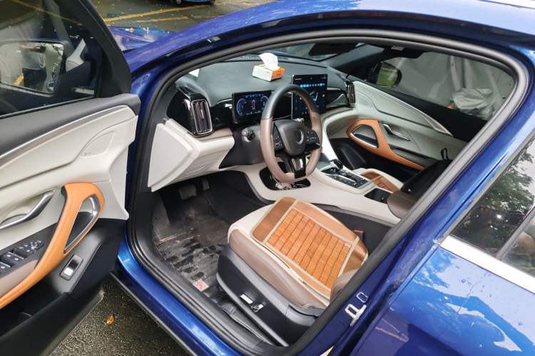 Used BYD Song Pro New Energy 2022 DM-i 51km Prestige Model Driver Seat
