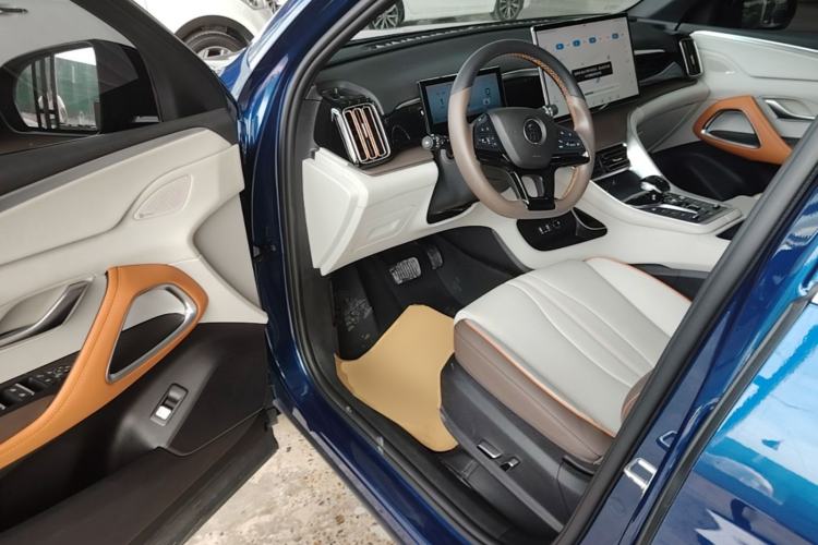 Used BYD Song Pro New Energy 2022 DM-i 110km Flagship Pro Model Driver Seat