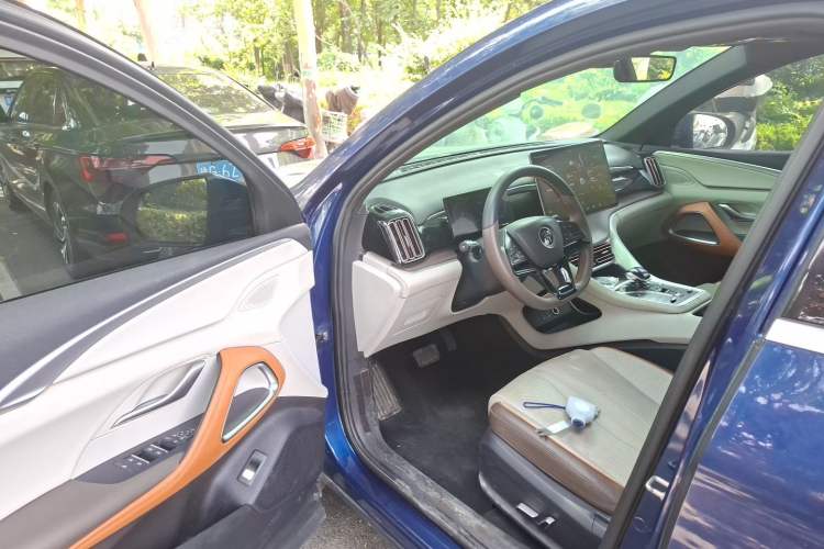 Used BYD Song Pro New Energy 2022 DM-i 110km Flagship Model Driver Seat