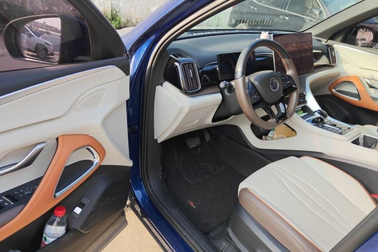 Used BYD Song Pro New Energy 2022 DM-i 110km Flagship Pro Model Driver Seat