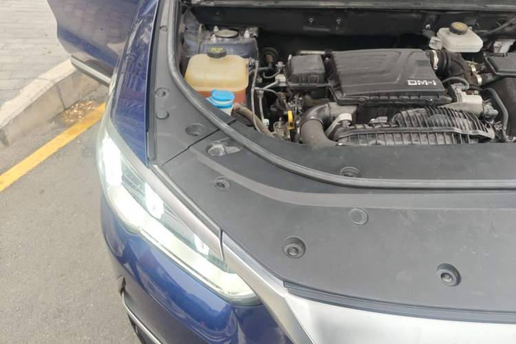 Used BYD Song Pro New Energy 2022 DM-i 110km Flagship Pro Model Engine Bay Right