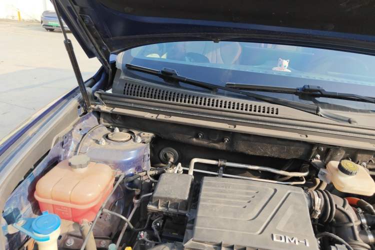 Used BYD Song Pro New Energy 2022 DM-i 110km Flagship Pro Model Engine Bay Right
