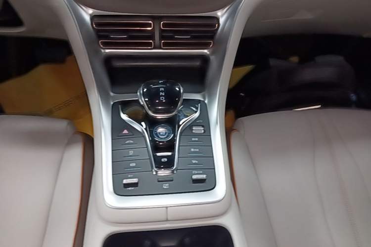 Used BYD Song Pro New Energy 2022 DM-i 51km Prestige Model Gear Lever