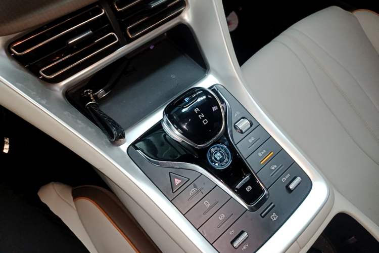 Used BYD Song Pro New Energy 2022 DM-i 51km Prestige Model Gear Lever