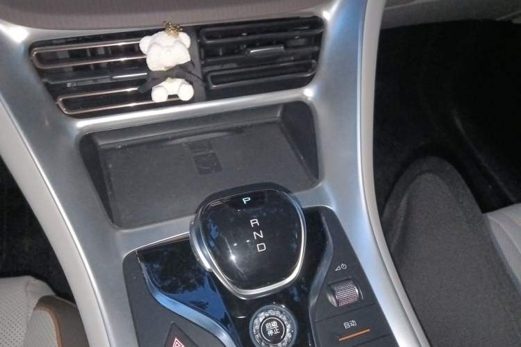 Used BYD Song Pro New Energy 2022 DM-i 110km Flagship Pro Model Gear Lever