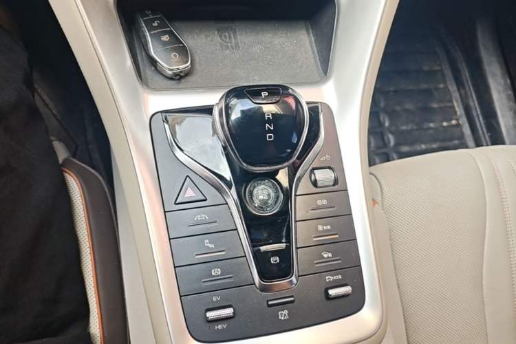 Used BYD Song Pro New Energy 2022 DM-i 110km Flagship Pro Model Gear Lever