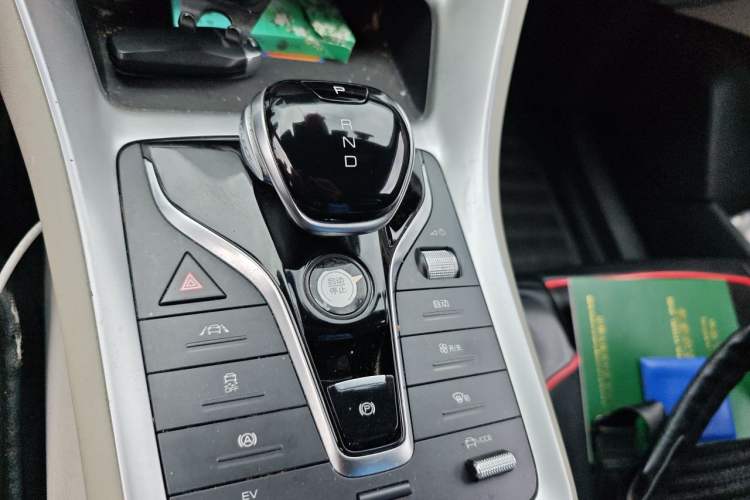 Used BYD Song Pro New Energy 2022 DM-i 110km Flagship Model Gear Lever