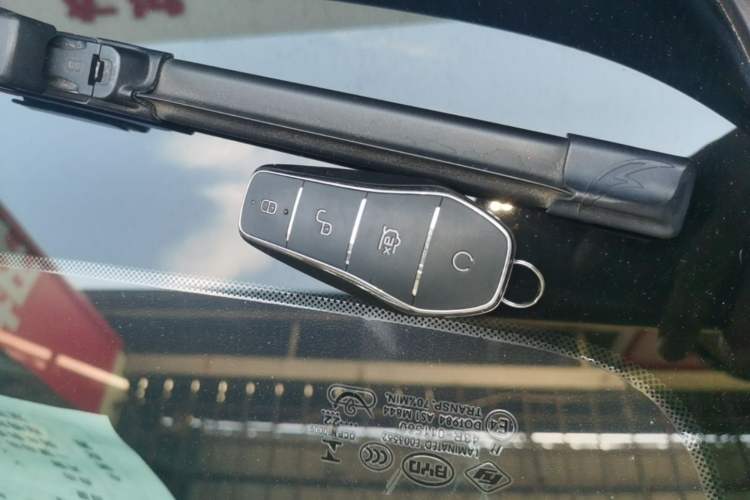 Used BYD Song Pro New Energy 2022 DM-i 110km Flagship Pro Model Interior 1