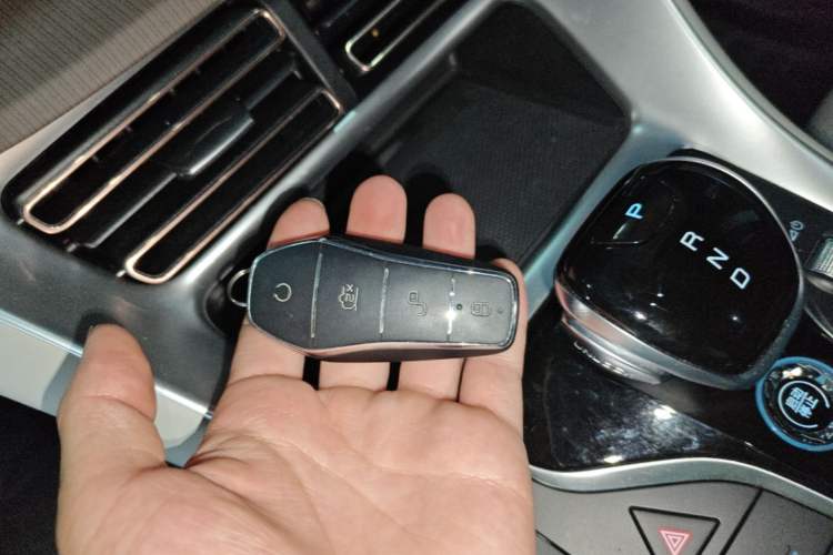 Used BYD Song Pro New Energy 2022 DM-i 110km Flagship Pro Model Interior 1