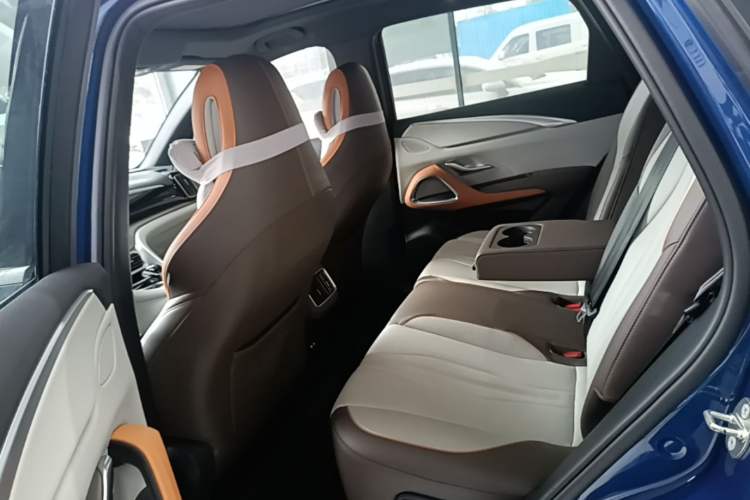 Used BYD Song Pro New Energy 2022 DM-i 110km Flagship Model Left Rear Seat