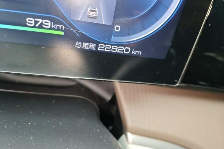 Used BYD Song Pro New Energy 2022 DM-i 51km Prestige Model Odometer Close Up