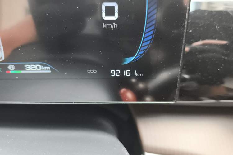 Used BYD Song Pro New Energy 2022 DM-i 51km Prestige Model Odometer Close Up