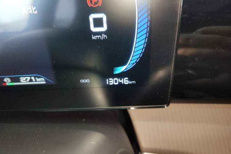 Used BYD Song Pro New Energy 2022 DM-i 51km Luxury Model Odometer Close Up