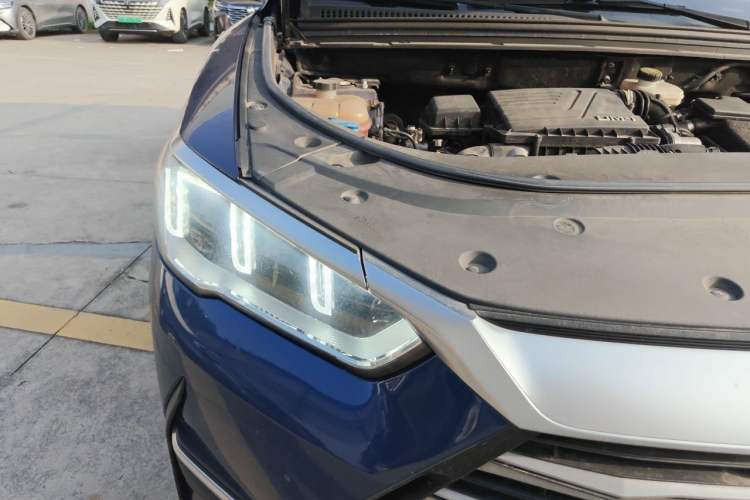Used BYD Song Pro New Energy 2022 DM-i 110km Flagship Pro Model Right Front Headlight