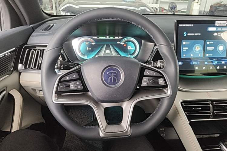 Used BYD Song Pro New Energy 2022 DM-i 110km Flagship Pro Model Steering Wheel