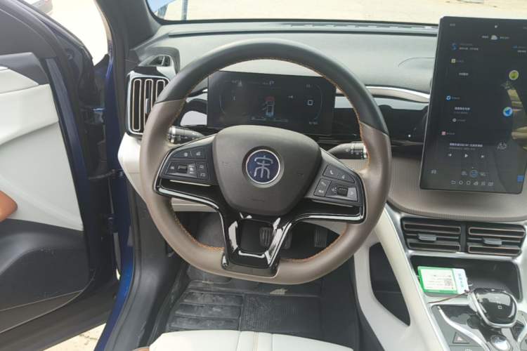 Used BYD Song Pro New Energy 2022 DM-i 51km Prestige Model Steering Wheel