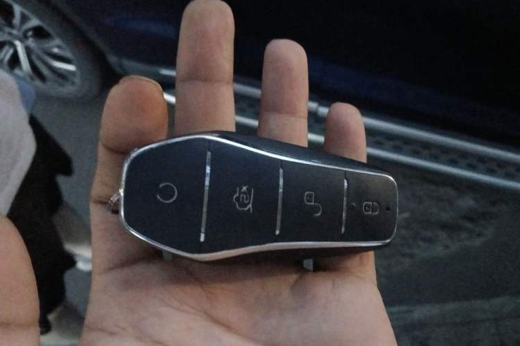 Used BYD Song Pro New Energy 2022 DM-i 110km Flagship Pro Model Vehicle Key