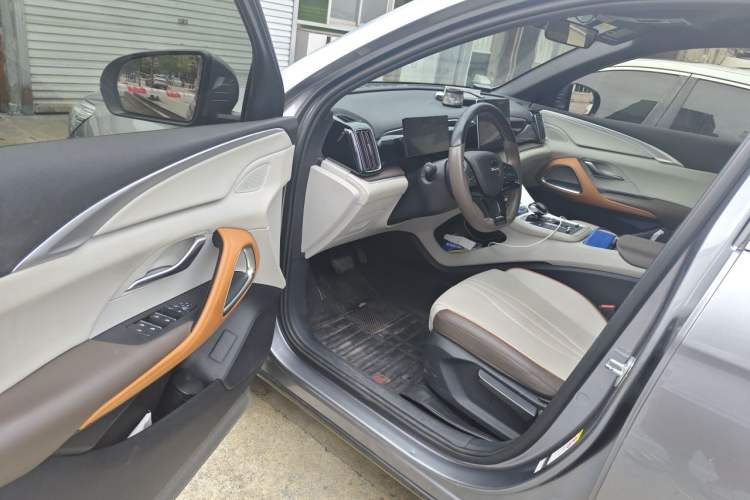 Used BYD Song Pro New Energy 2022 DM-i 51km Luxury Model Driver Seat