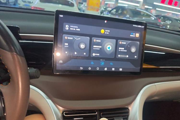 Used BYD Song Pro New Energy 2022 DM-i 51km Prestige Model Audio And AC Panel