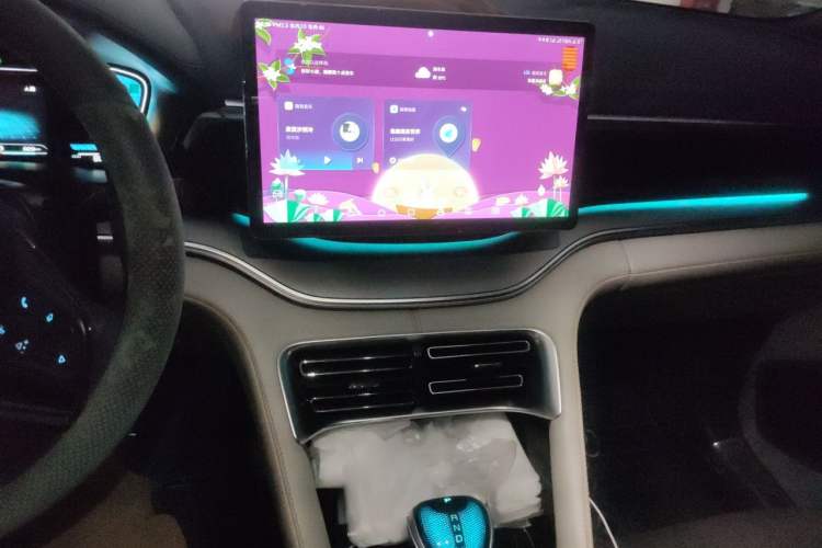 Used BYD Song Pro New Energy 2022 DM-i 110km Flagship Model Audio And AC Panel
