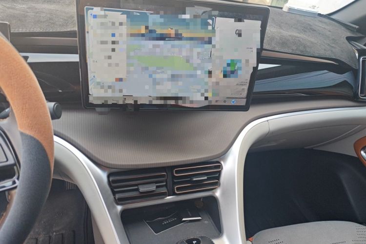 Used BYD Song Pro New Energy 2022 DM-i 51km Prestige Model Audio And AC Panel