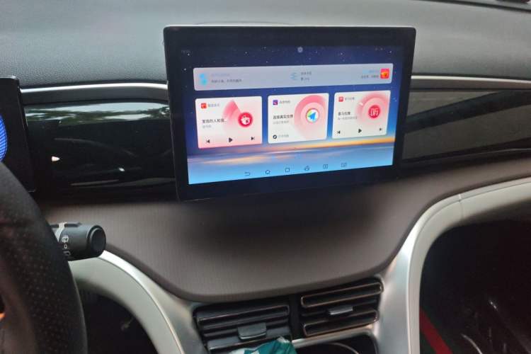 Used BYD Song Pro New Energy 2022 DM-i 51km Luxury Model Audio And AC Panel