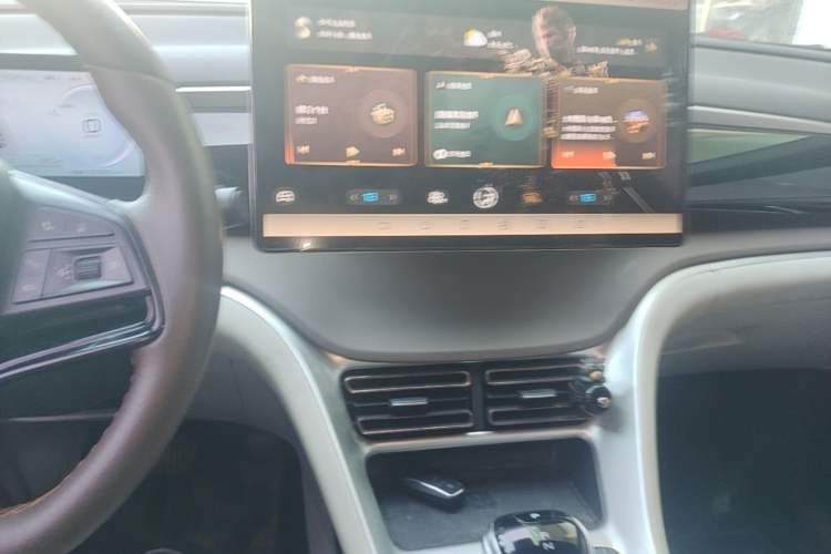 Used BYD Song Pro New Energy 2022 DM-i 110km Flagship Pro Model Audio And AC Panel