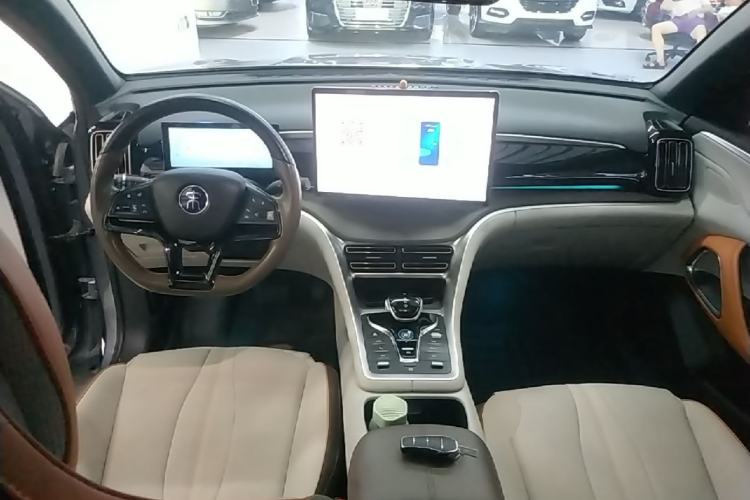 Used BYD Song Pro New Energy 2022 DM-i 110km Flagship Pro Model Center Console