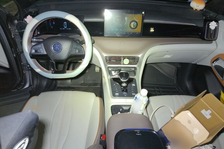 Used BYD Song Pro New Energy 2022 DM-i 51km Luxury Model Center Console