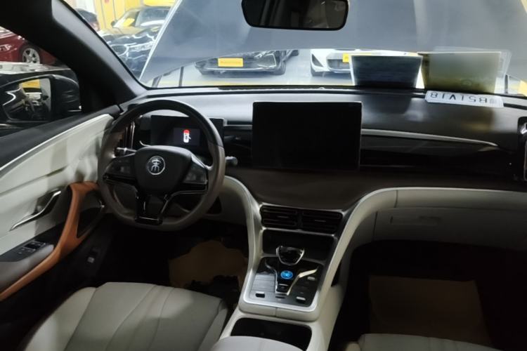 Used BYD Song Pro New Energy 2022 DM-i 110km Flagship Model Center Console
