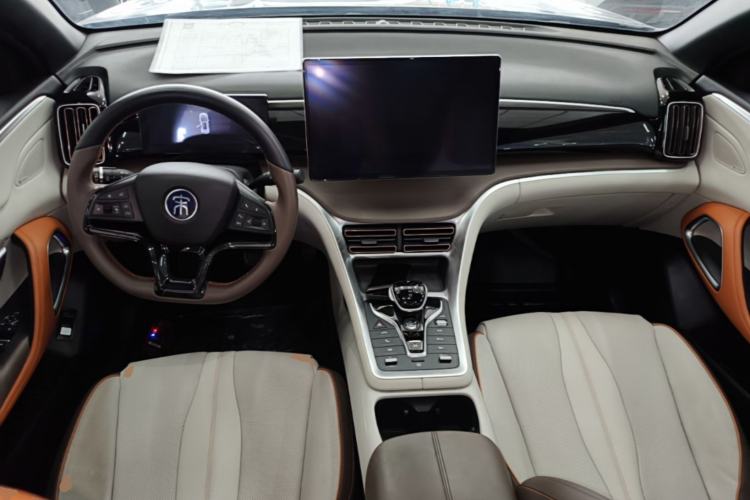 Used BYD Song Pro New Energy 2022 DM-i 110km Flagship Pro Model Center Console