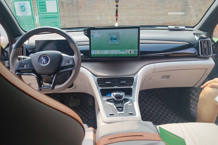 Used BYD Song Pro New Energy 2022 DM-i 51km Prestige Model Center Console